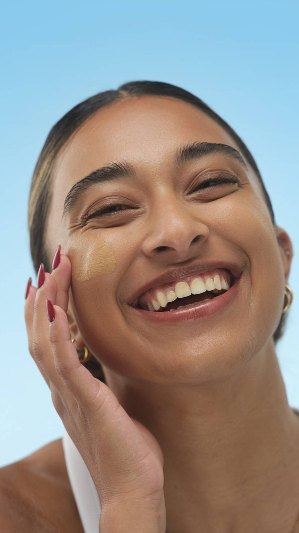 Medium Dark Warm Skinwear Hydrating sheer coverage for yellow undertones