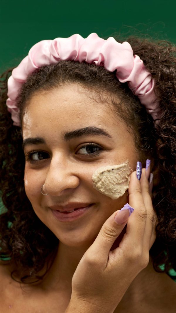 Bche de Nol Nourishing, fruity cleanse