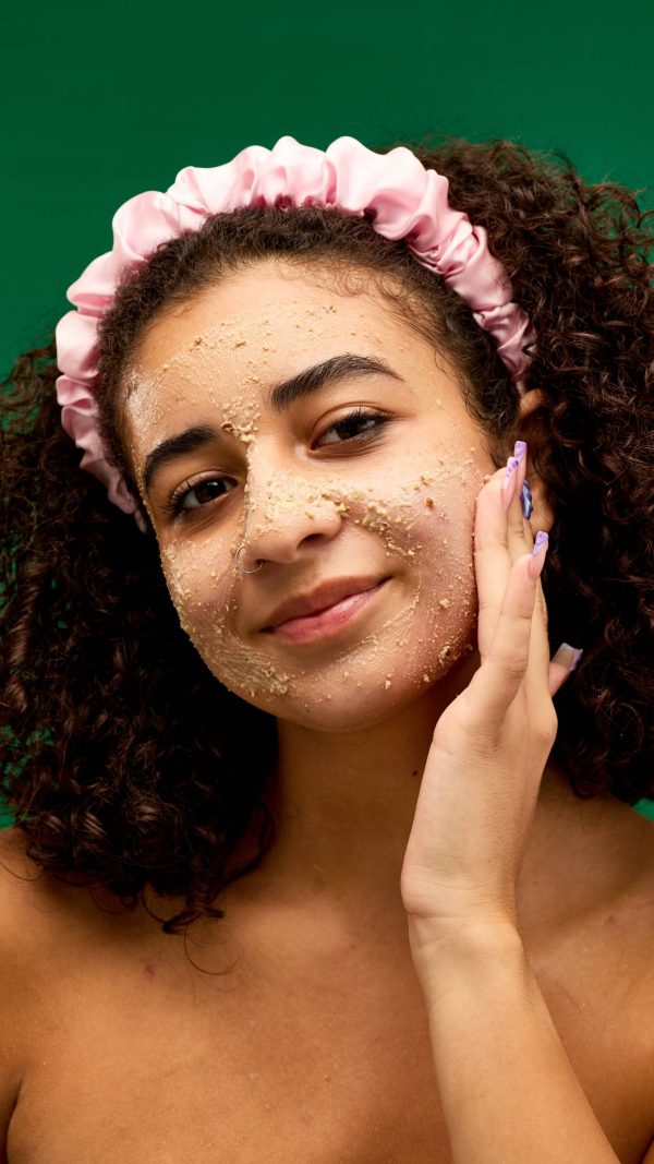 Bche de Nol Nourishing, fruity cleanse