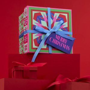 merry_christmas_gift_lush_2025_05_a6e4a6af_thumbnail_4096-1.jpg