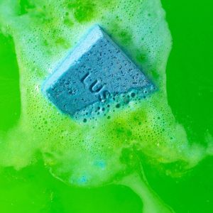 Salt Water Soother Soothing magnesium muscle soak