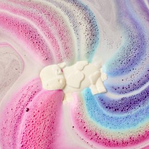 tobys_magic_cow_bath_bomb_hero_2025_08_aac45122_thumbnail_4096-scaled-2.jpg